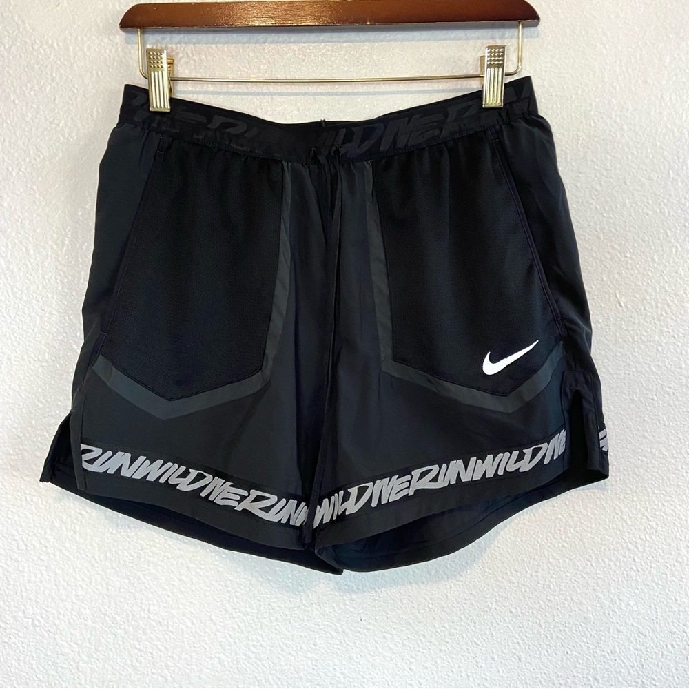 Nike Flex Stride We Run Wild 5” Brief Running Shorts Medium
